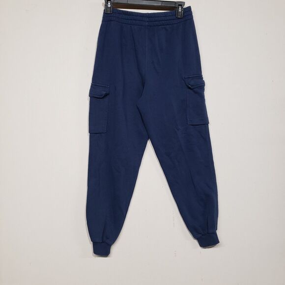 Nike Youth Lot - Size XL (4 Pieces) T Shirt, Cargo Joggers, Gym Shorts, Hoodie - Picture 14 of 16